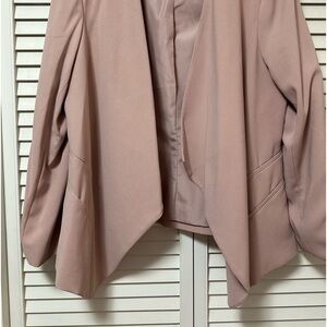 Mercer & Madison draped collar jacket in a pinky beige. XL excellent condition.